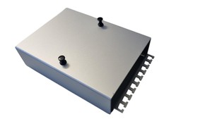 Bündeladeraufteiler Box klein 4xM16 Alu eloxiert 150x40x110mm