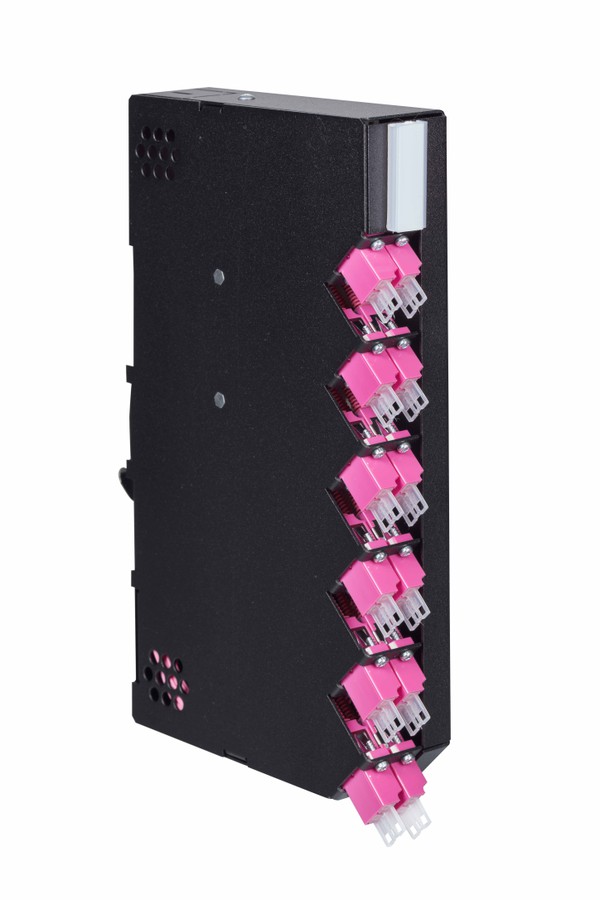 LWL DIN Gehäuse Schrägauslass sz 1xLC PC dupl. OM4 zu ML