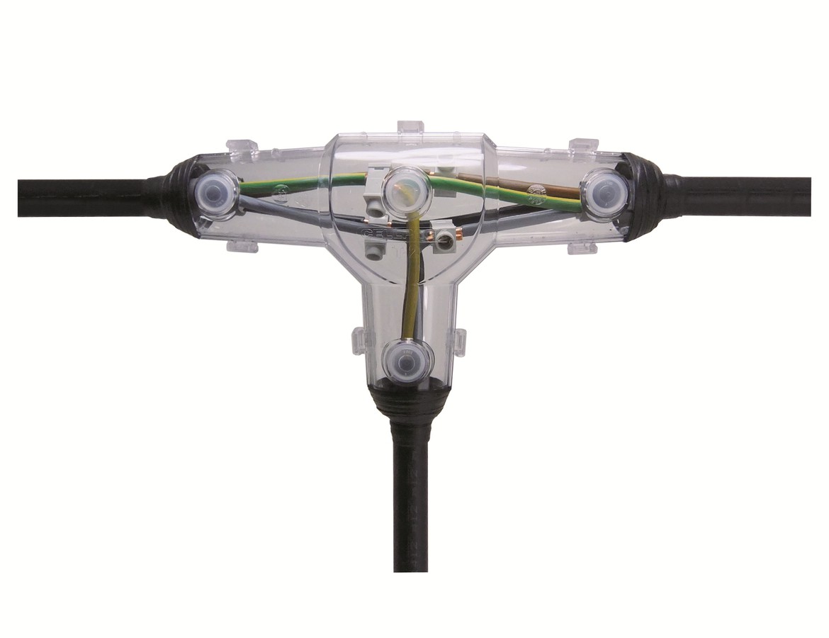 CP Giessharz-Abzweigmuffe T5  Lieferumfang:  - Hydrolysebeständiges PUR-Giessharz EG, mischfertig abgemessen  - Transparente Kunststoff-Formschale  - Einfüll- und Entlüftungstrichter  - PVC-Isolierband  - Schutzhandschuhe  - Montageanleitung