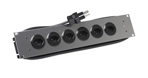 19"prise  mult.  6xT23 s.i.. 3m nr fin de serie